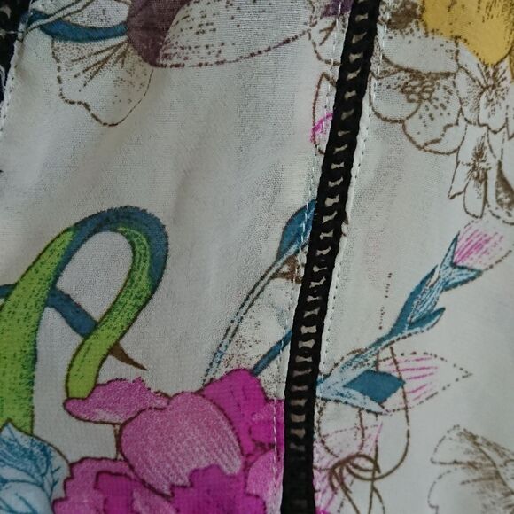 H&M MULTI FLORAL PONCHO RUFFLED TOP - Picture 4 of 8